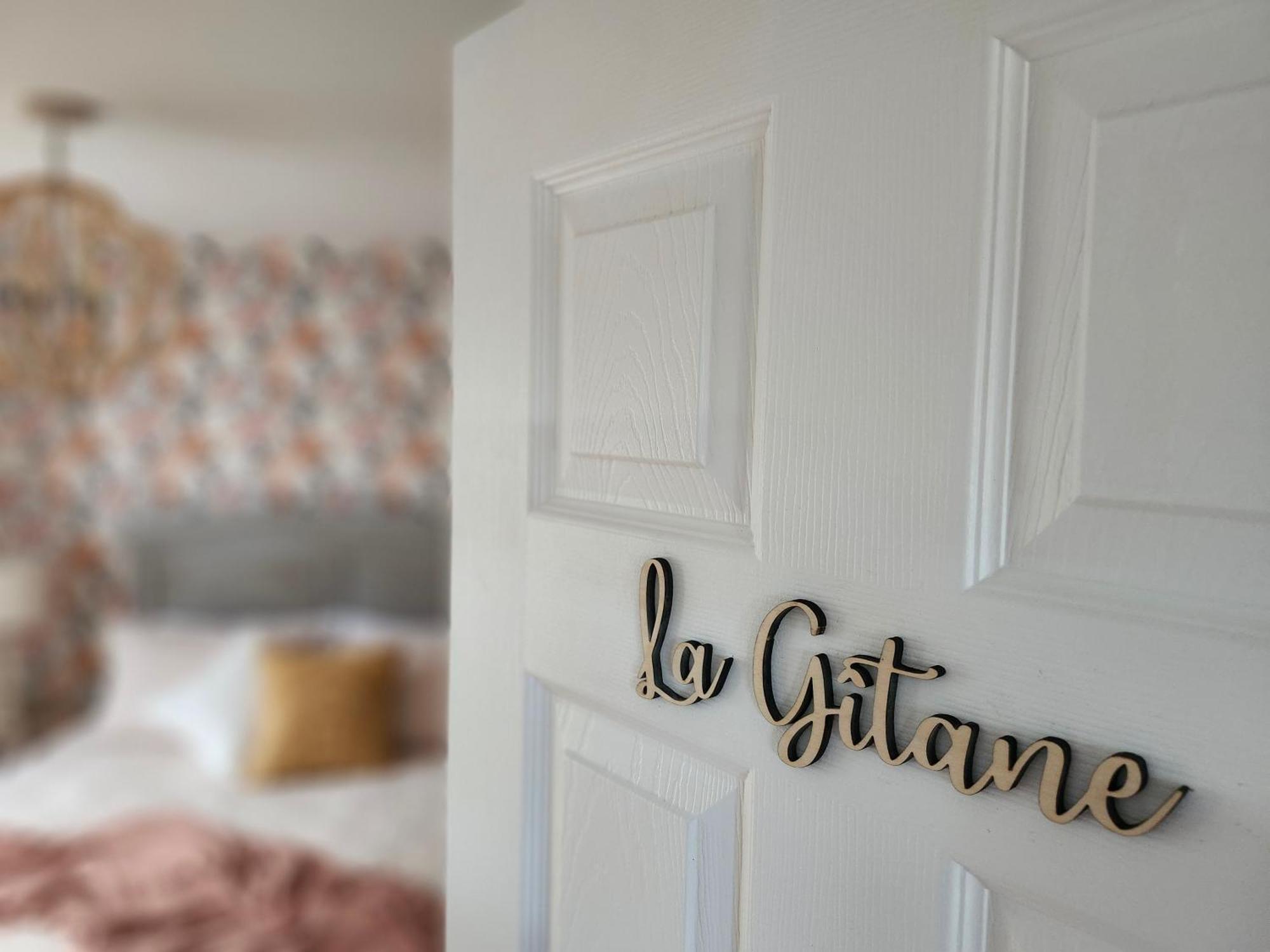 Estrella Glamping Hotel การาเกต์ ภายนอก รูปภาพ